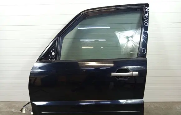 Mitsubishi Pajero Front door PAJERODRZWI