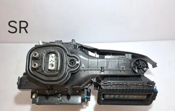 Volkswagen Touran III Interior heater climate box assembly 5WB816001D