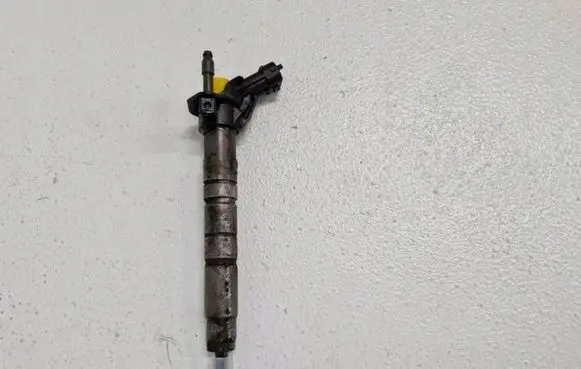 Honda Civic IX Fuel injector