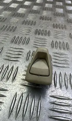 Volvo XC60 Sun visor clip/hook/bracket 