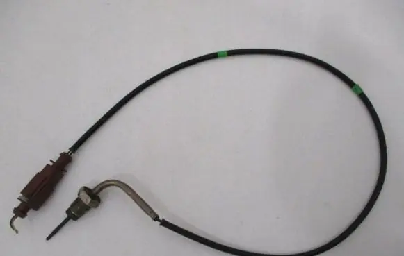 Skoda Kodiaq Exhaust gas temperature sensor 04L906088DN