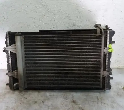 Coolant radiator