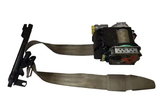 Audi A4 S4 B8 8K Front seatbelt 8K1857706H 306226699L63 0715DA228E