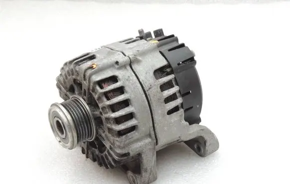 BMW 5 F10 F11 Generator/alternator 12318509023 12318509022 8509022
