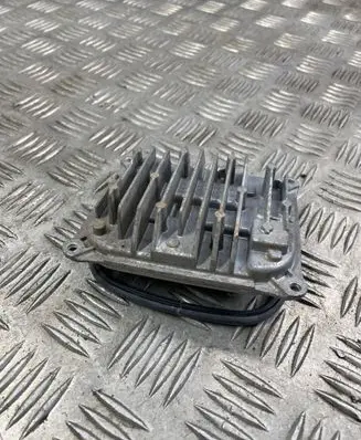 Mercedes-Benz C W205 Xenon control unit/module A2229008005 16050300303939E