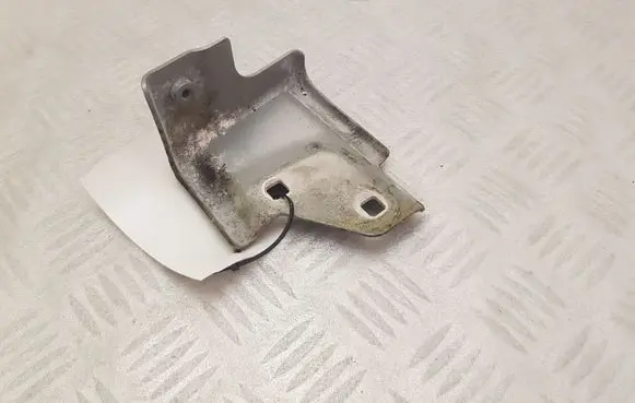 Mercedes-Benz S C217 Fender mounting bracket A2178801014