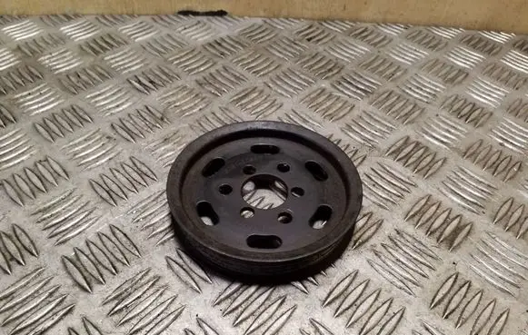 Audi A6 S6 C5 4B Power steering pump pulley 028145255F