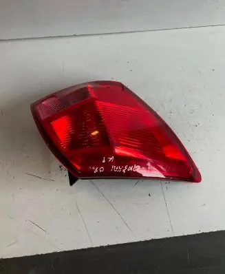 Nissan Qashqai Rear/tail lights 89070311