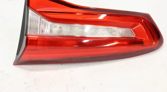Ford Focus Rear/tail lights JX7B-13A602-ED