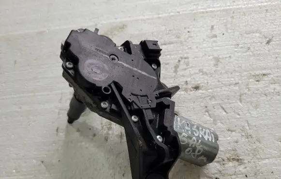Nissan Qashqai Rear window wiper motor 28710JD000 0390201820