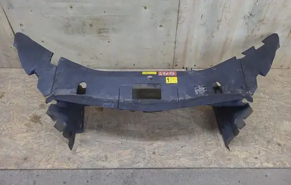 Mercedes-Benz B W245 Engine bonnet/hood lock trim molding A1698170221
