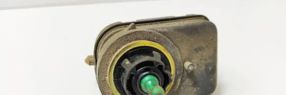 Renault Megane I Headlight level adjustment motor 