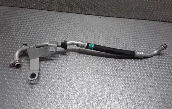 Mercedes-Benz E W210 Air conditioning (A/C) pipe/hose 2108305915