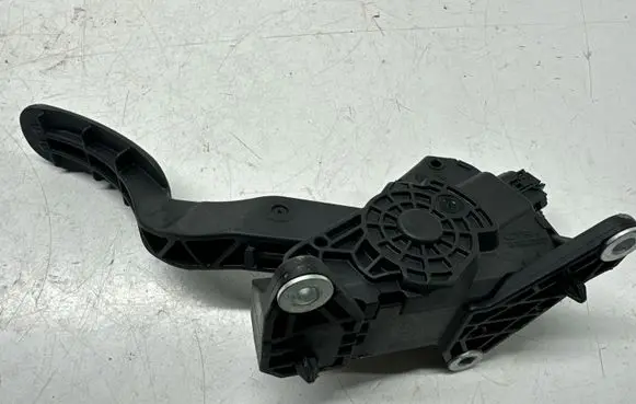 Toyota Yaris XP210 Accelerator throttle pedal 78110K0030