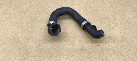 BMW X5 E70 Engine coolant pipe/hose 7521066
