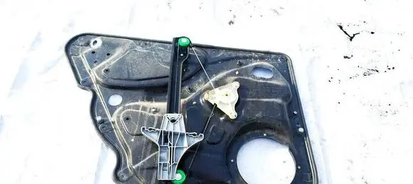 Volkswagen PASSAT B6 Sliding door window regulator with motor 3C4839756H