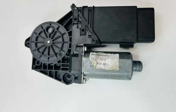 Skoda Superb B5 (3U) Front door window regulator motor 3U0959801 13022007