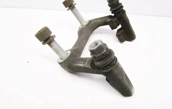 Seat Leon (1P) Brake caliper pad carrier rear 