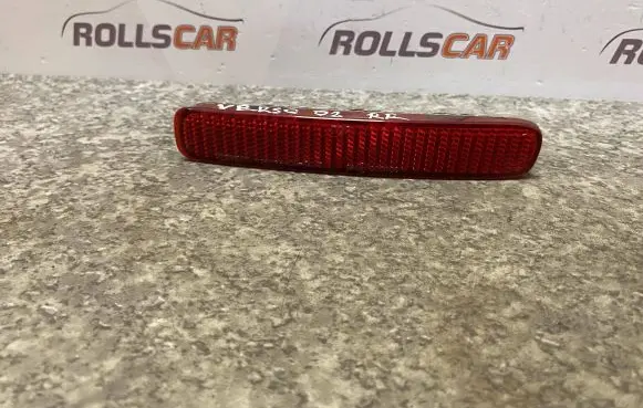 Toyota Corolla Verso AR10 Rear tail light reflector E43020003