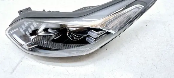 KIA Sportage Headlight/headlamp F192101200 F192151600 F192151610