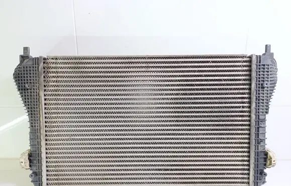 Volkswagen PASSAT B7 Intercooler radiator 3C0145805AD