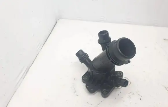Volvo XC60 Thermostat housing 31293556 C90XB