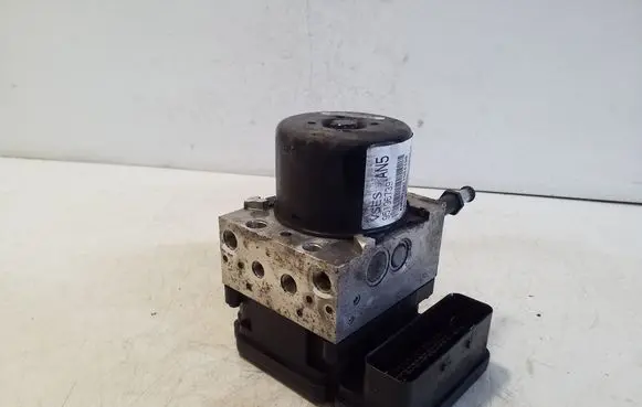 Chevrolet Captiva ABS Pump 95196739 20946171