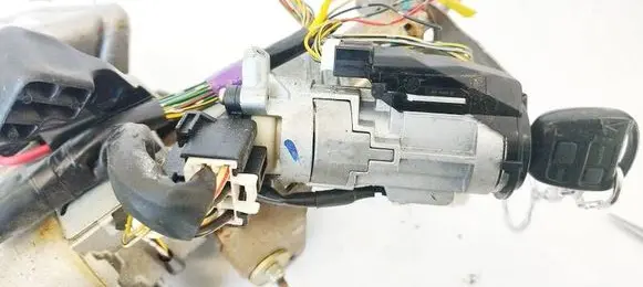 Toyota Yaris Ignition lock 