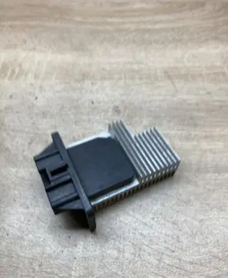 Toyota Avensis T220 Heater blower motor/fan resistor 4993002090
