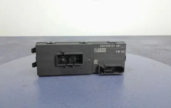 Skoda Octavia Mk4 Other control units/modules 5Q0959107AB