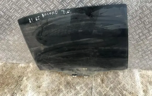 Honda Accord Rear door window glass