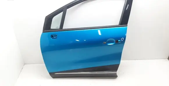 Renault Captur Front door 