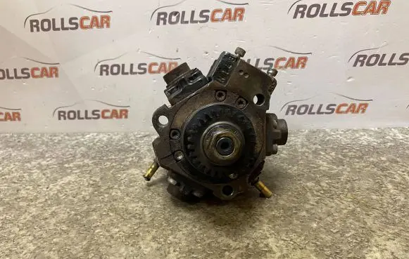 Fuel injection high pressure pump