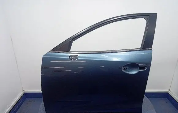 Mazda 3 II Front door