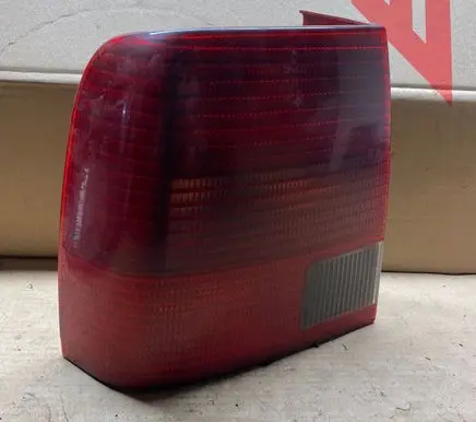 Volkswagen PASSAT B5 Tail light bulb cover holder 3B5945257