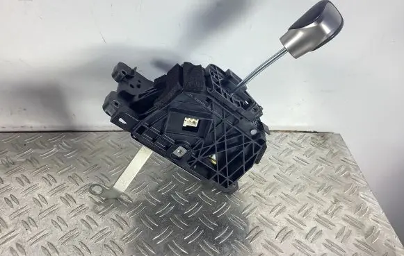 Lexus RC Gear shifter/selector