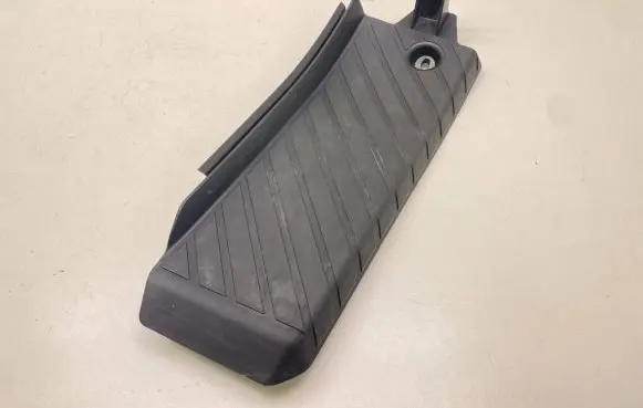 Audi A6 S6 C6 4F Foot rest pad/dead pedal 4F1864777A