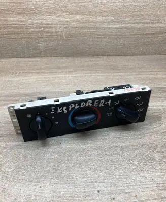 Ford Explorer Climate control unit F57H19C733AB