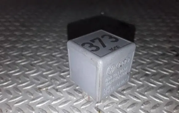 Audi A8 S8 D2 4D Other relay 8D0951253A