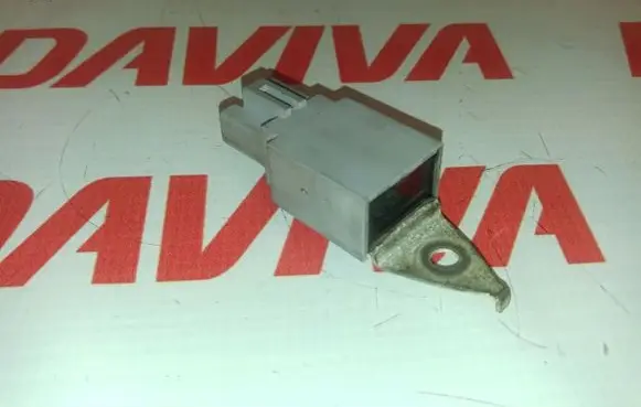 Toyota Prius (XW30) Other relay 90980-04174