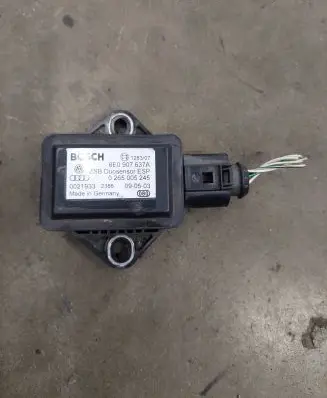 Audi A4 S4 B6 8E 8H ESP acceleration yaw rate sensor 8E0907637A 0265005245 0021933