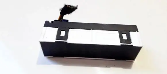 Passenger airbag on/off switch