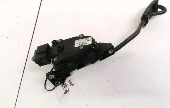 Nissan Primera Accelerator throttle pedal 18002AU410 6PV00662001