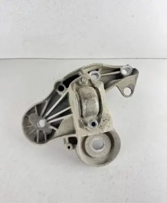 Audi A6 S6 C6 4F Engine mounting bracket 4F0199351S