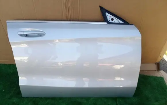 Mercedes-Benz CLA C117 X117 W117 Front door