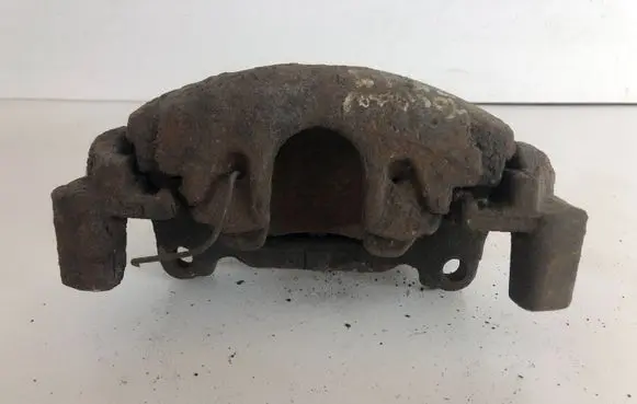 Volkswagen Touran I Front brake caliper