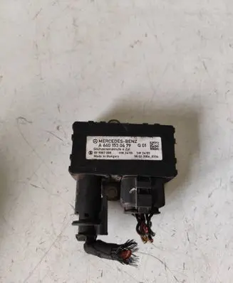 Mercedes-Benz A W168 Glow plug pre-heat relay A6401530479 899087000