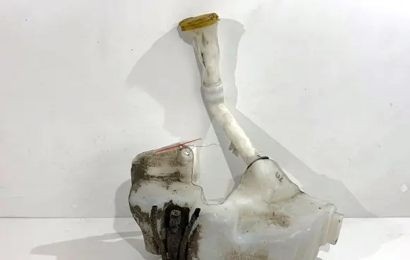 Windshield washer fluid reservoir/tank