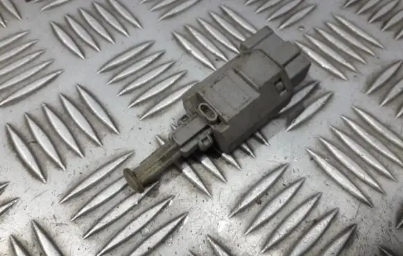 Brake pedal sensor switch