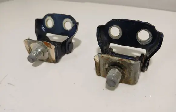Mazda 6 Loading door hinge set 